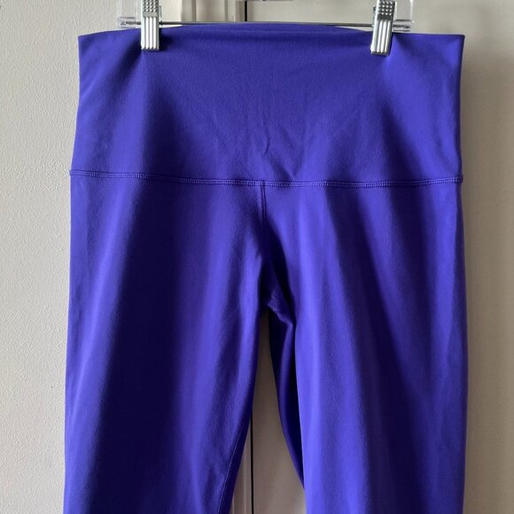 Lululemon Wunder Under Roll Down Crop Purple Size 10 - Picture 3 of 8
